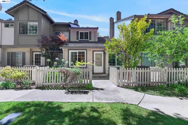 7422 Oxford Cir, Dublin, CA 94568