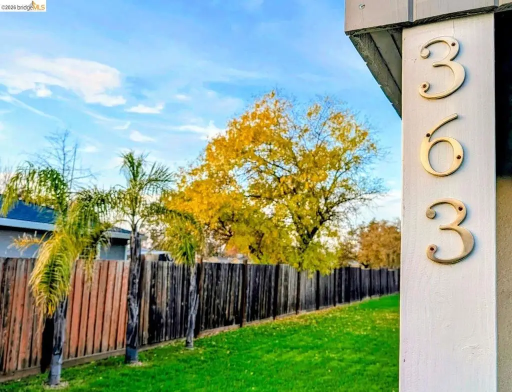 363 Ford Rd, Sacramento, CA 95838 - #1