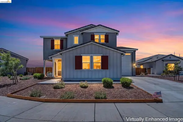 1553 Base Ct, Dixon, CA 95620