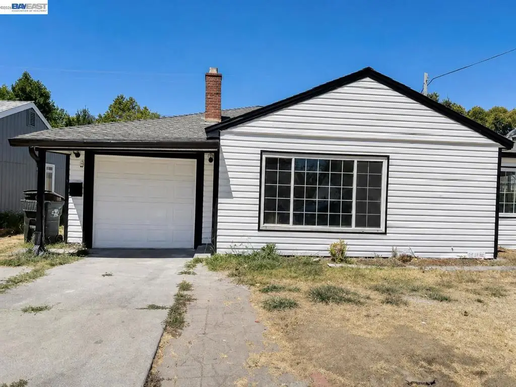 5250 Standish Rd, Sacramento, CA 95820 - #1