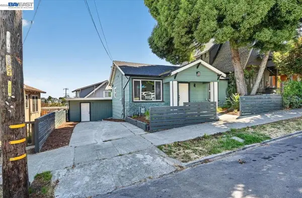 2227 E 27th St, Oakland, CA 94606