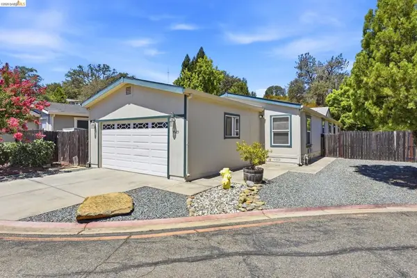5685 Cody Dr, Ione, CA 95640