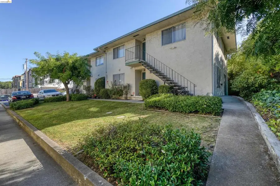 16298 Foothill Blvd, Castro Valley, CA 94578 - #2