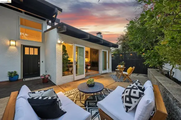 6930 Snake Rd, Oakland, CA 94611
