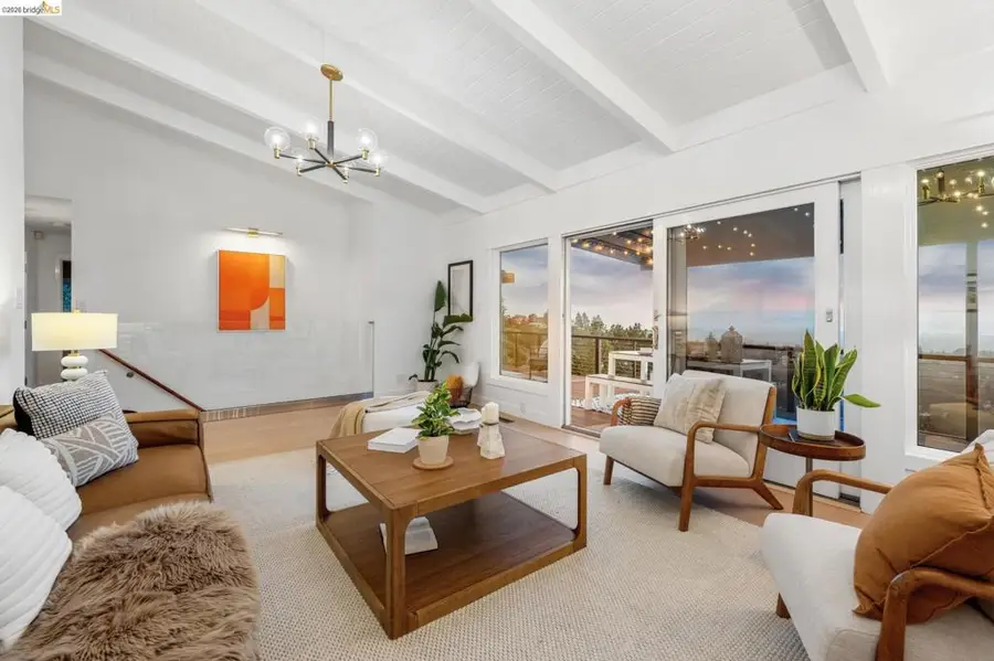 6930 Snake Rd, Oakland, CA 94611 - #2