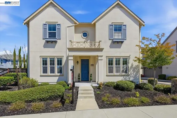 4360 Panorama Dr, Dublin, CA 94568