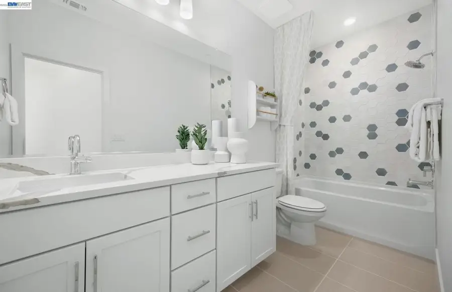 313 E Beatrice Avenue, Mountain House, CA 95391 - #2