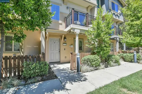 1260 Detroit Ave #4, Concord, CA 94520