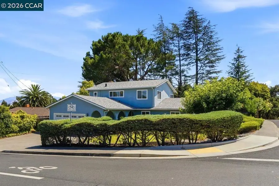 2254 Center Ave, Martinez, CA 94553 - #2