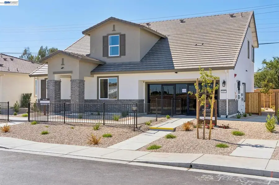 658 West Cliff St, Oakley, CA 94561 - #2