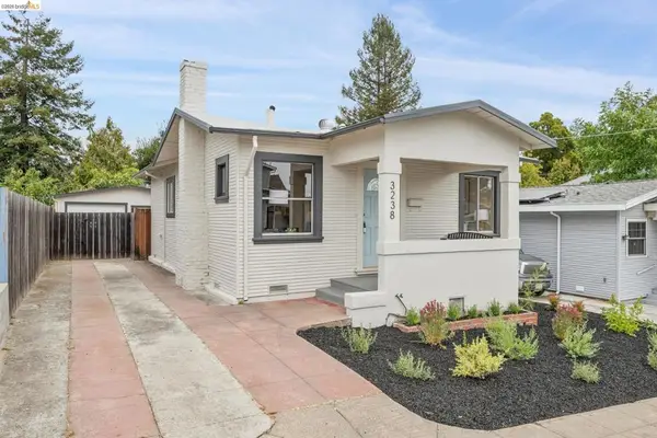 3238 Lynde St, Oakland, CA 94601