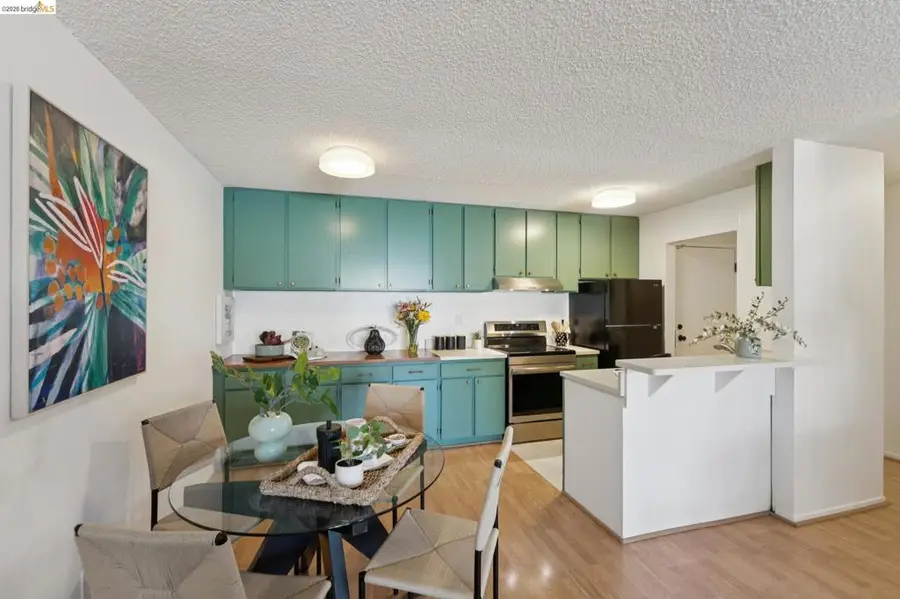 85 Vernon St #312, Oakland, CA 94610 - #2