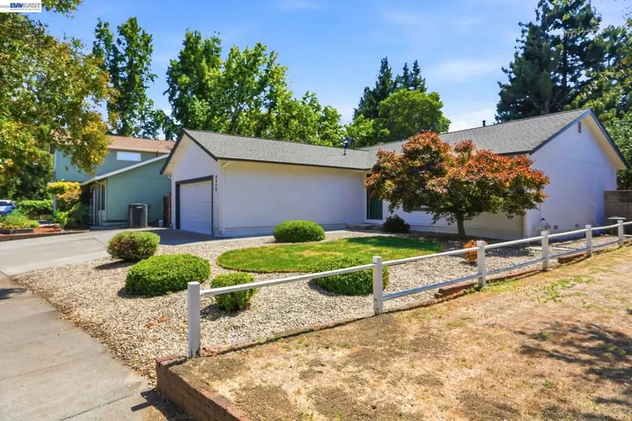 4429 Summerfield Dr, Napa, CA 94558 - #2
