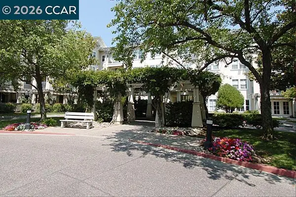 1860 Tice Creek Dr #1217, Walnut Creek, CA 94595