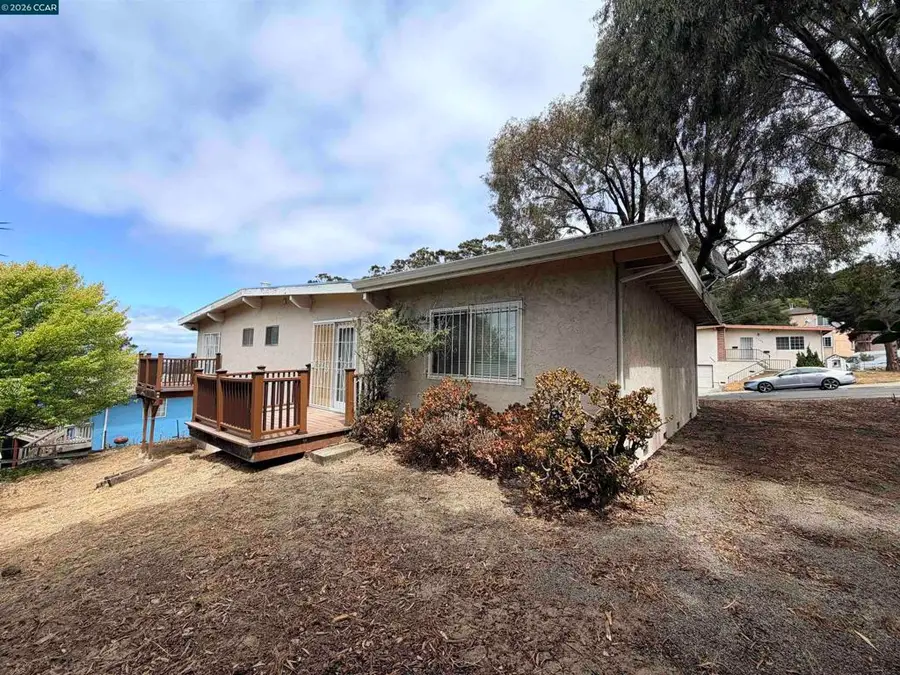 5482 Morrow Dr., San Pablo, CA 94806 - #2