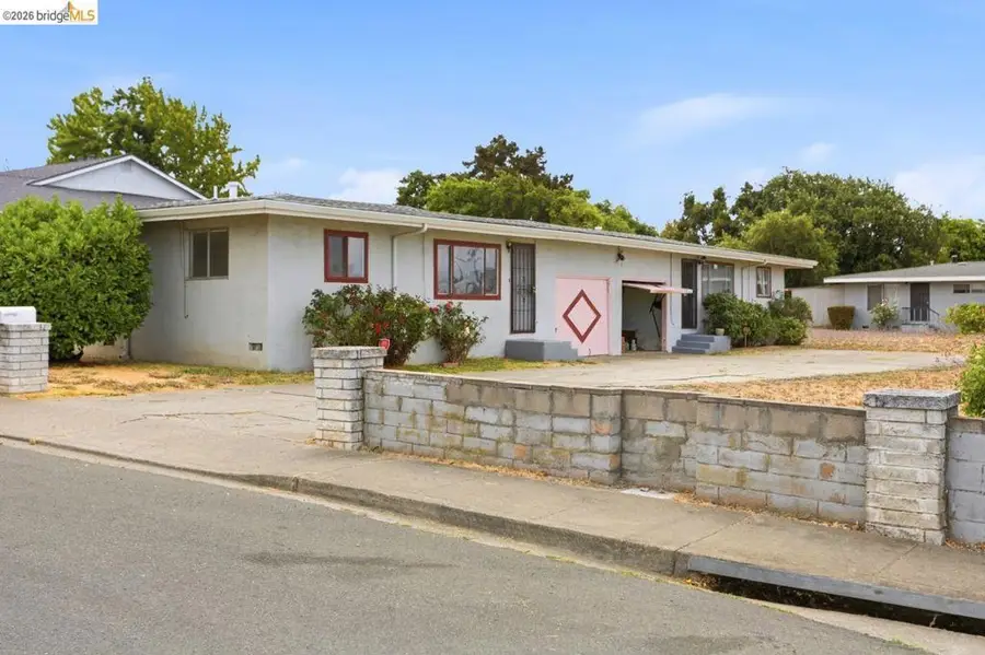 207 Holly St., Vallejo, CA 94589 - #2