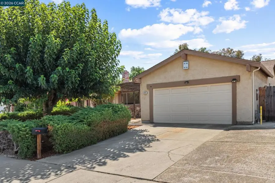 3605 Hemingway Drive, Antioch, CA 94509 - #2