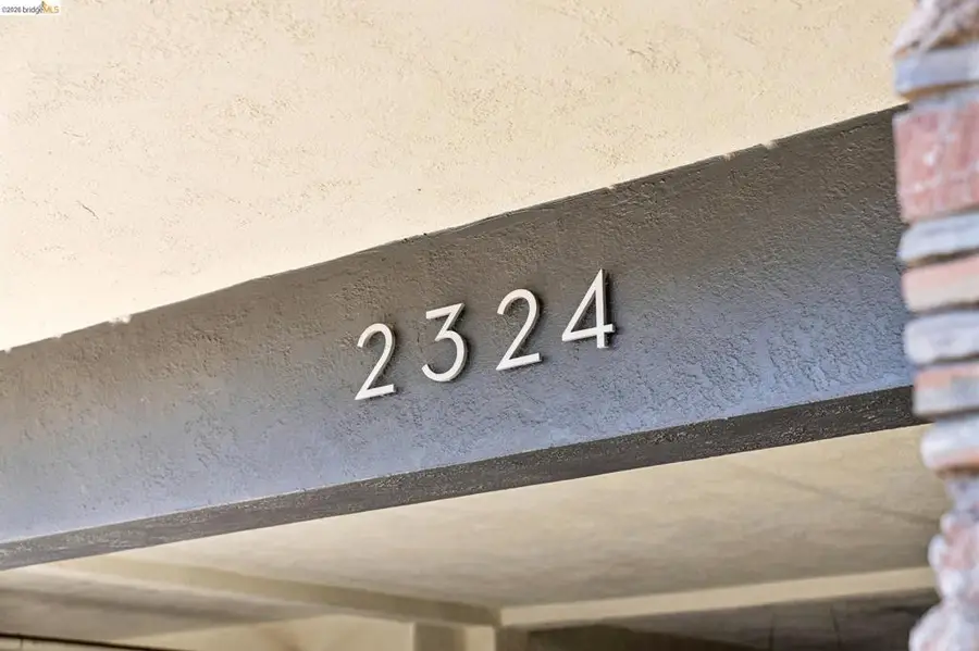 2324 Lakeshore Ave, Oakland, CA 94606 - #3