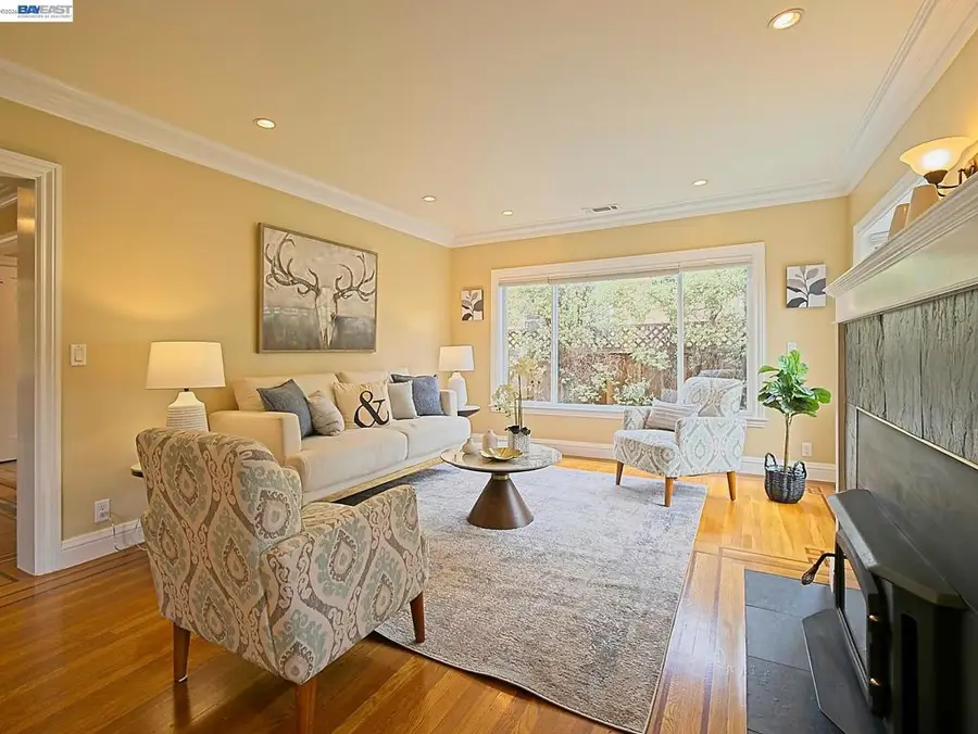 574 Broadmoor Blvd, San Leandro, CA 94577 - #2
