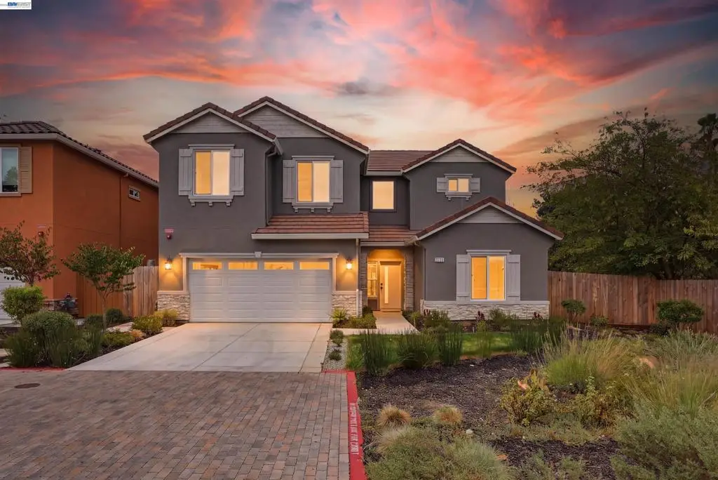 2722 Cowell Rd, Concord, CA 94518 - #1