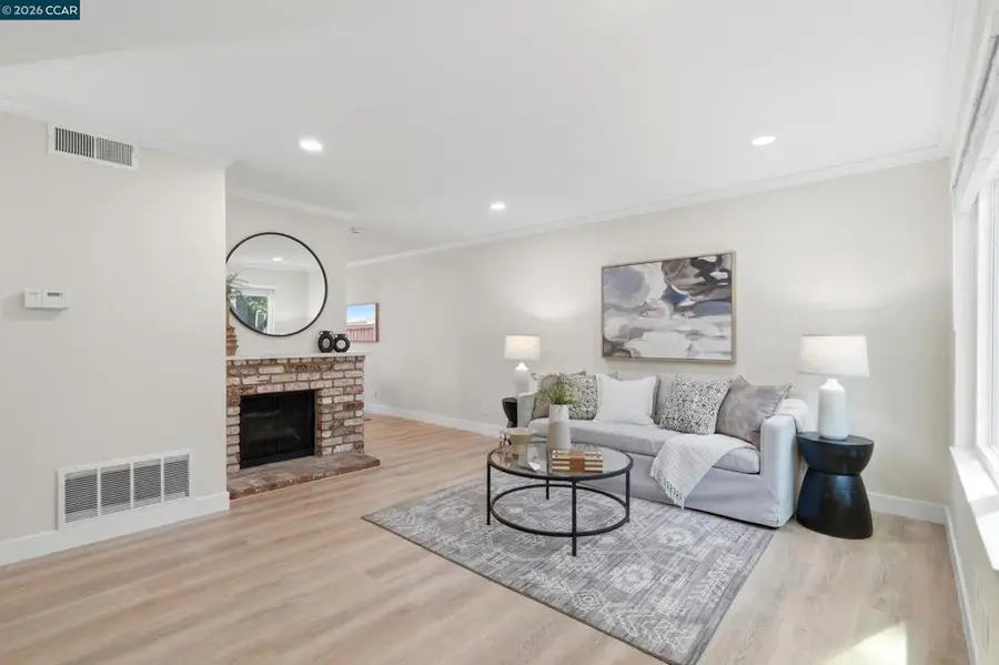 1571 Schenone Ct #A, Concord, CA 94521 - #3