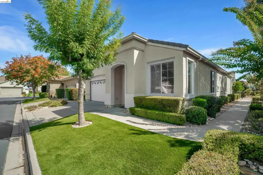 1852 Island Park Pl, Brentwood, CA 94513 - #2