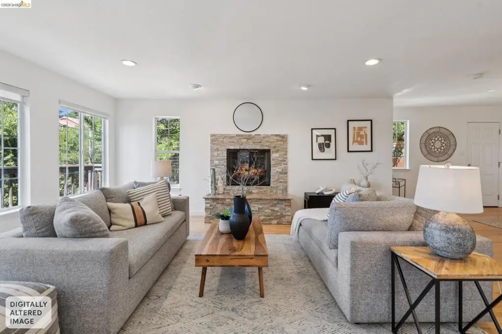 2170 Arrowhead Dr, Oakland, CA 94611 - #1