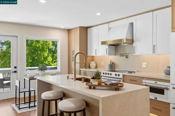 1349 Running Springs Rd #4, Walnut Creek, CA 94595