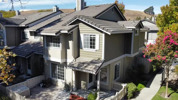 7432 Oxford Cir, Dublin, CA 94568