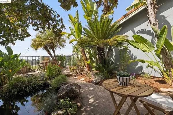 77 Ironwood, Oakland, CA 94605