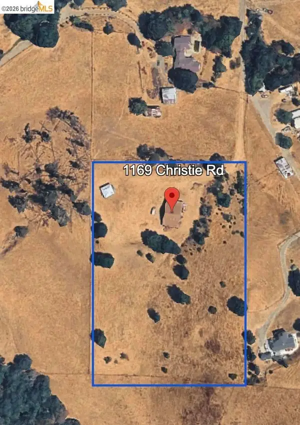 1169 Christie Rd, Martinez, CA 94553