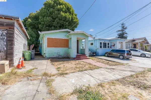7014 Holly St, Oakland, CA 94621