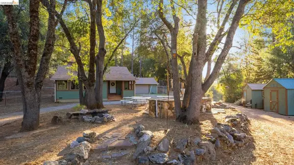 18855 Providence Mine Rd, Tuolumne, CA 95379