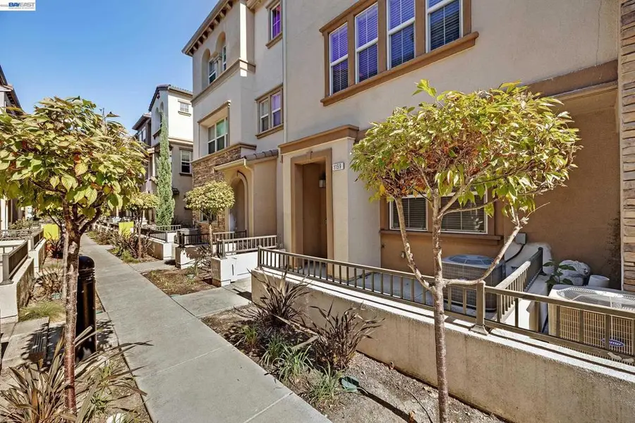 1159 Martin Luther King Dr, Hayward, CA 94541 - #3