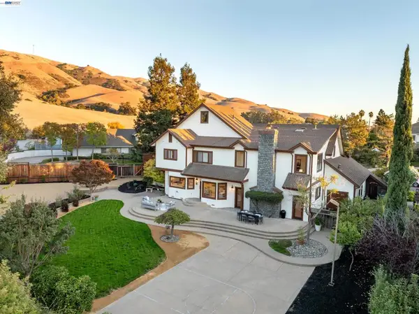 1849 Vinehill Cir, Fremont, CA 94539