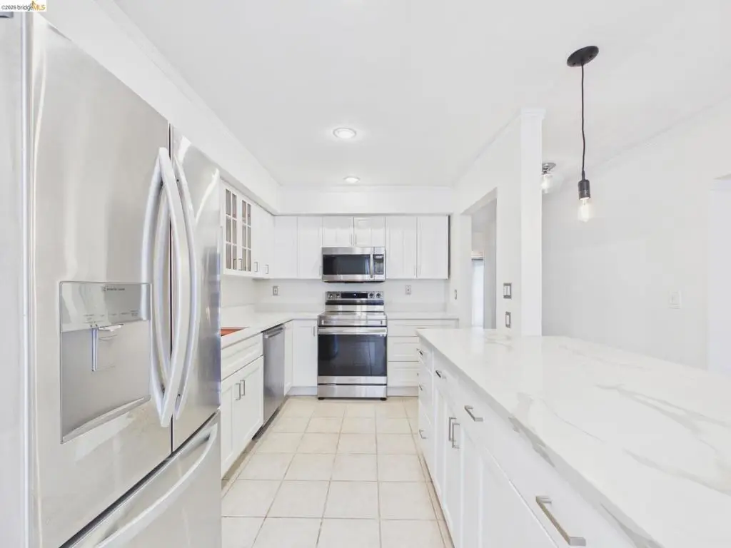 466 Crescent St #114, Oakland, CA 94610 - #1