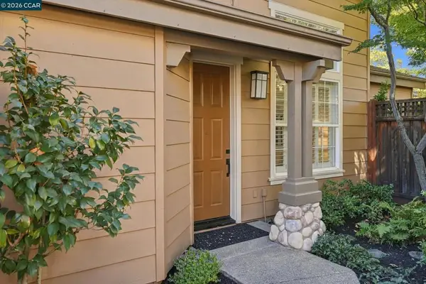 1186 River Rock Ln, Danville, CA 94526