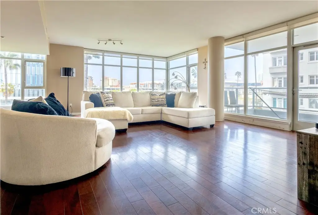 400 W Ocean Boulevard #206, Long Beach, CA 90802 - Image #1