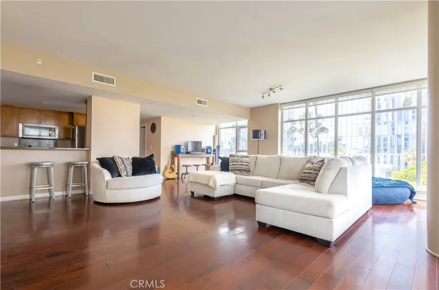 400 W Ocean Boulevard #206, Long Beach, CA 90802 - Image #3