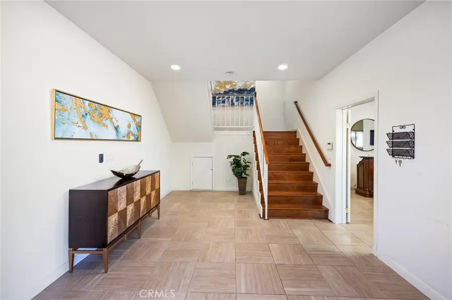 15330 Del Gado Drive, Sherman Oaks, CA 91403 - #2