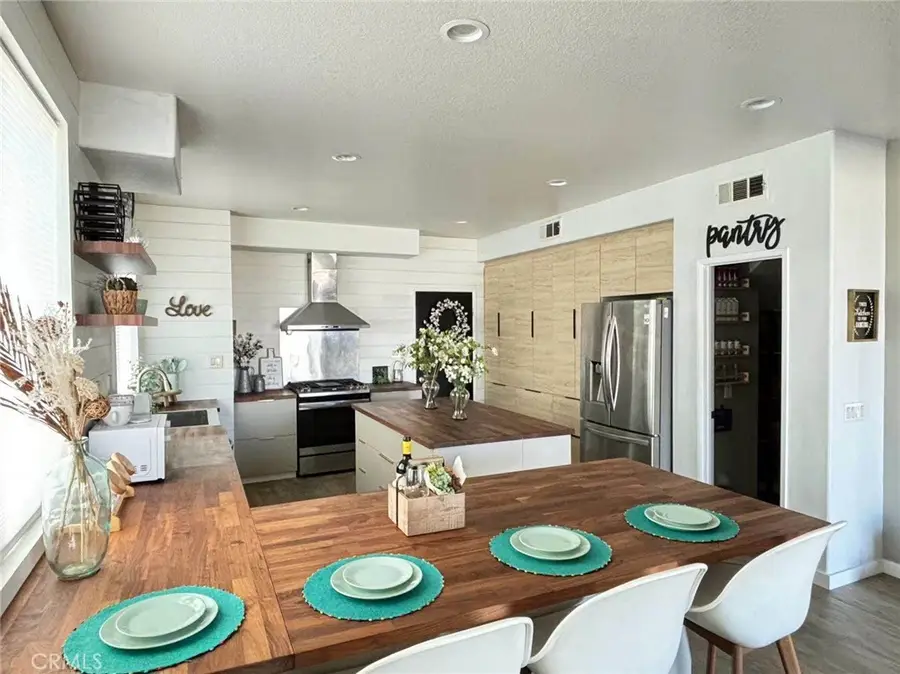 17 Via Scenica, Lake Elsinore, CA 92532 - #2
