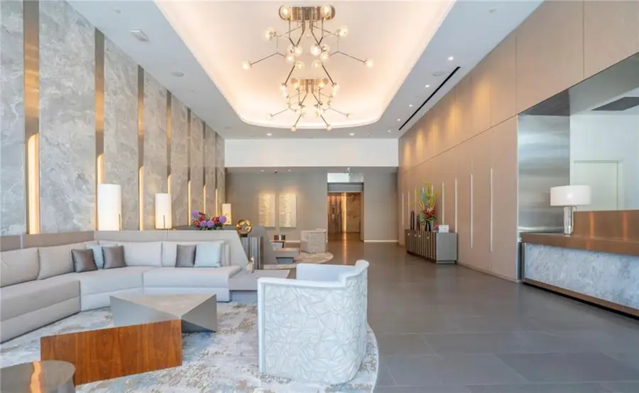 877 Francisco Street #1002, Los Angeles, CA 90017 - Image #3