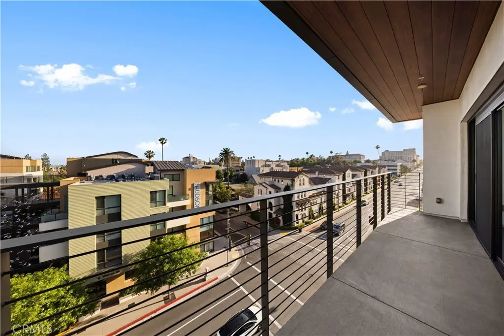 218 N El Molino Avenue #502, Pasadena, CA 91101 - Image #1