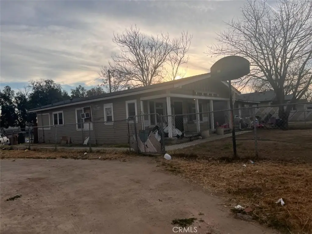 2117 Kentucky Street, Bakersfield, CA 93305 - Image #1