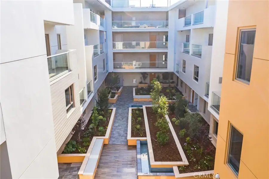 137 S Wilson Avenue #107, Pasadena, CA 91106 - Image #3