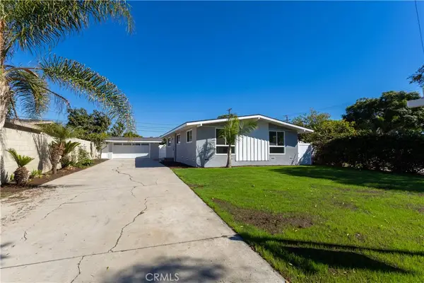 413 S Poplar, Santa Ana, CA 92703