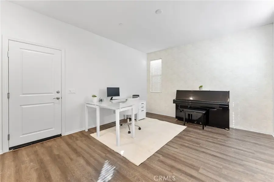 152 Dorsett Avenue, Upland, CA 91786 - Image #3