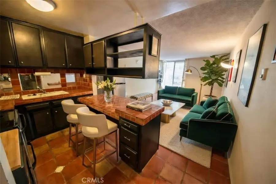 425 S Kenmore #206, Los Angeles, CA 90020 - #3
