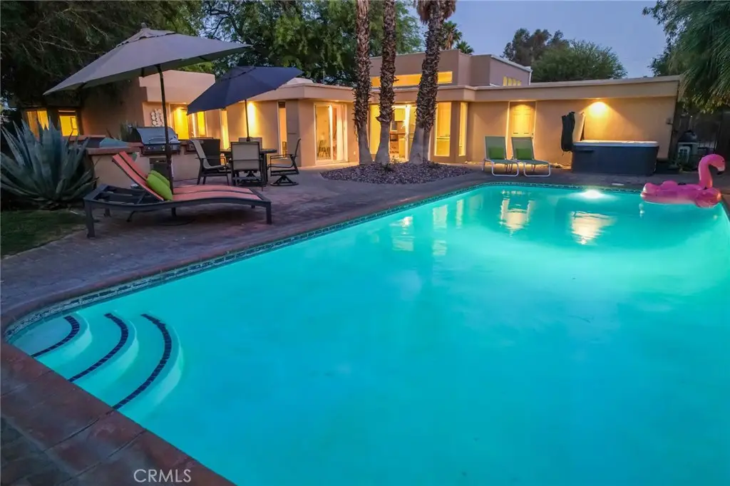 576 E Desert Holly Circle, Palm Springs, CA 92262 - Image #1