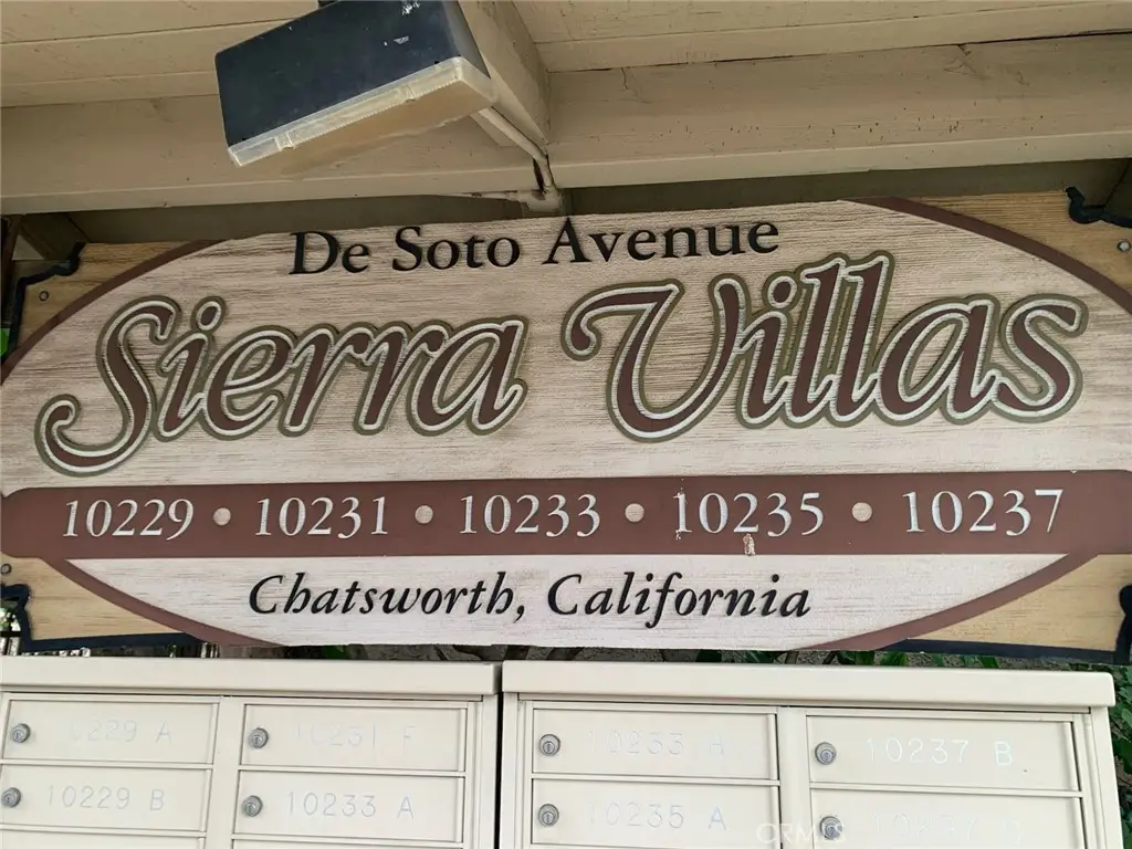 10233 De Soto #C, Chatsworth, CA 91311 - Image #1